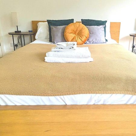 Modern 3 Bed Home - Solihull Centre Ngoại thất bức ảnh